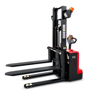 Xe Nâng Điện 1.5 Tấn Dẫn Bộ Lái Dùng Bình Điện Bao Nhiêu?