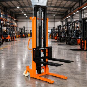 Hand stacker 2m5 với khung kép giúp xe thu gọn tiện lợi.