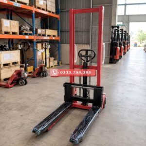 Ở bánh xe PU có phanh khóa bánh lại, mục đích là để xe không tự di chuyển khi làm việc.