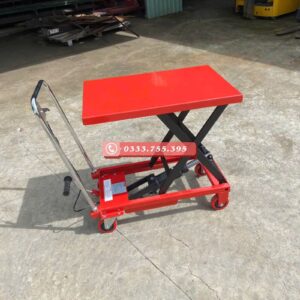 Xe nâng mặt bàn 150kg nhỏ gọn, tiện lợi.